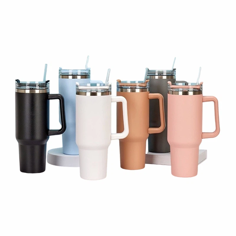 Čaša od nehrđajućeg čelika od 40 oz s ručkom